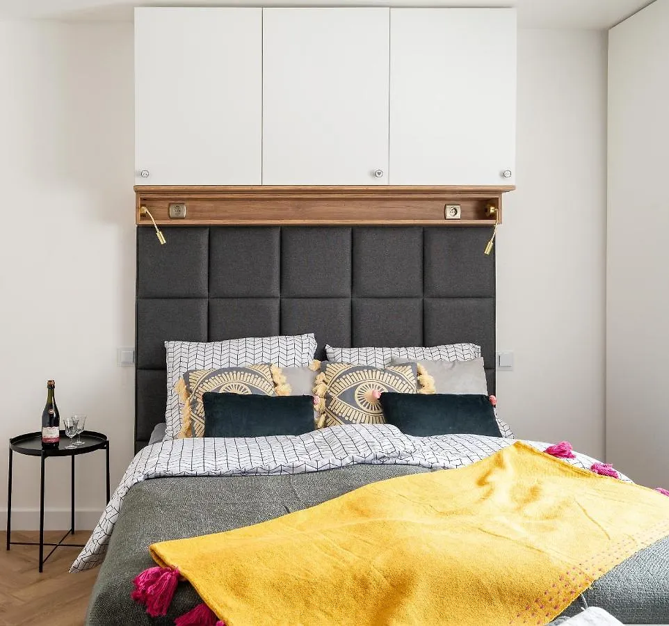 New City Break Apartment Stara Praga Koneser Zabkowska Metro Netflix Varsóvia